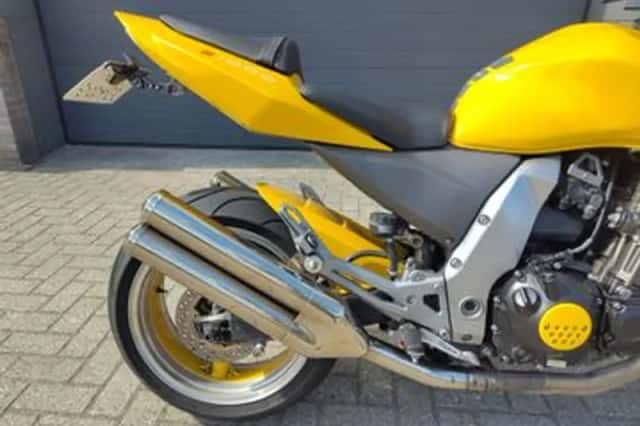 Kawasaki Z1000 (2003) thumbnail 4