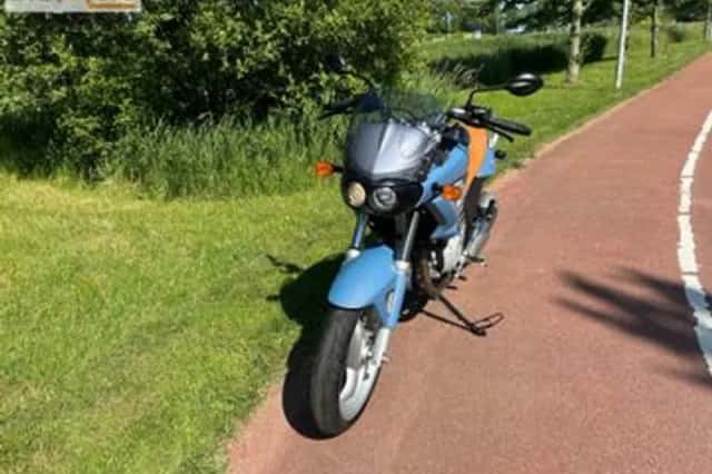 BMW F 650 CS SCARVER (2002) thumbnail 2