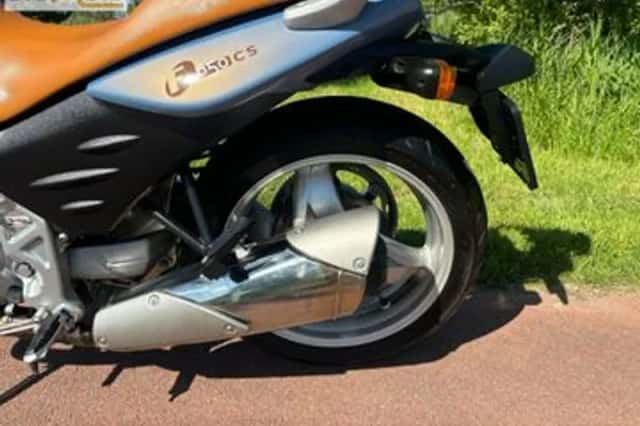 BMW F 650 CS SCARVER (2002) thumbnail 6