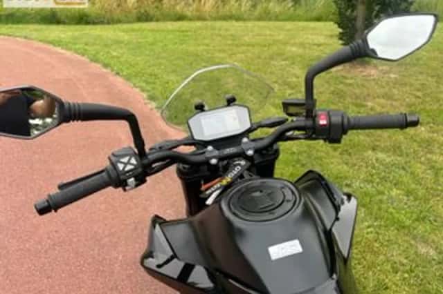 KTM 890 Duke (2022) thumbnail 3