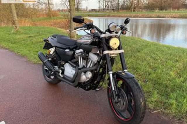 HARLEY-DAVIDSON SPORTSTER XR 1200 (2011) thumbnail 4
