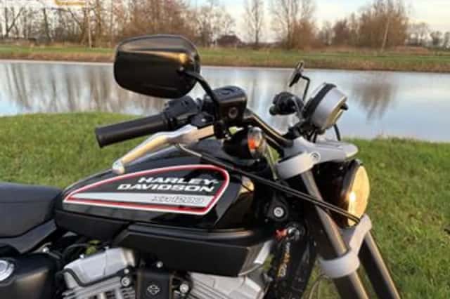 HARLEY-DAVIDSON SPORTSTER XR 1200 (2011) thumbnail 6