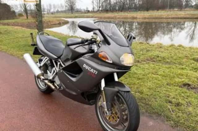 DUCATI ST 4S (2001) thumbnail 3