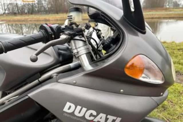 DUCATI ST 4S (2001) thumbnail 6