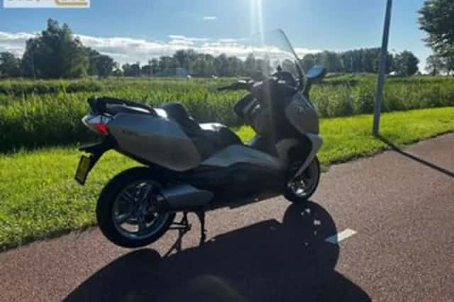 BMW C 650 GT (2013) thumbnail 2