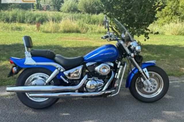 Suzuki VZ 800 Marauder (2001) thumbnail 1