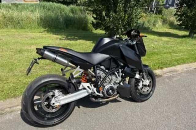KTM 990 Super Duke (2006) thumbnail 1