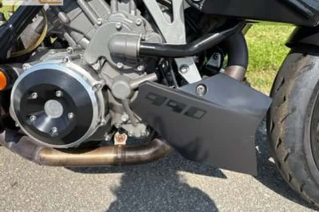 KTM 990 Super Duke (2006) thumbnail 6