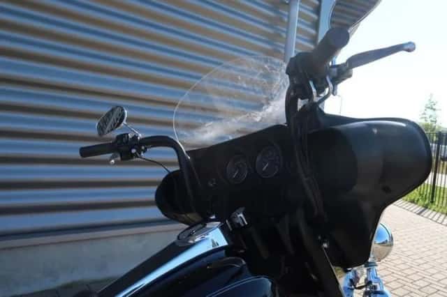 Harley-Davidson Electra Std 1450 (2004) thumbnail 6