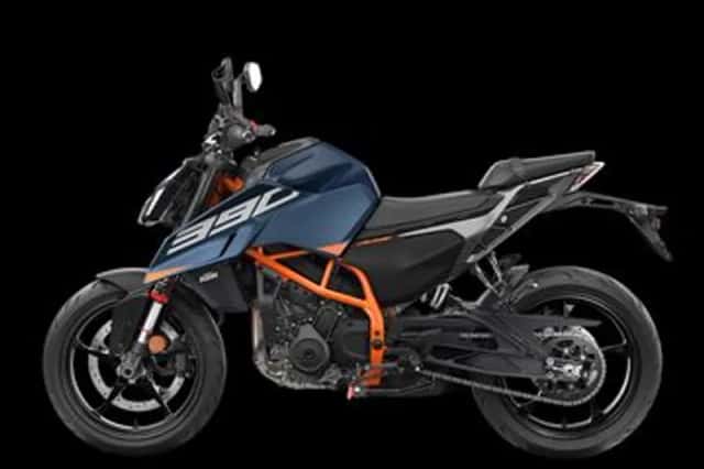 KTM 390 Duke (2026) thumbnail 4