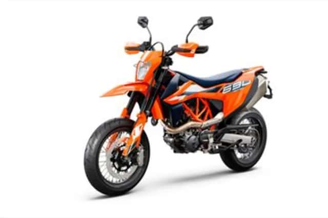 KTM 690 SMC (2023) thumbnail 3