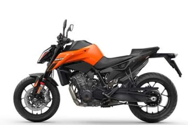 KTM 790 Duke (2026) thumbnail 3