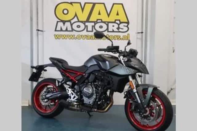 Suzuki GSX-8S (2025) thumbnail 1