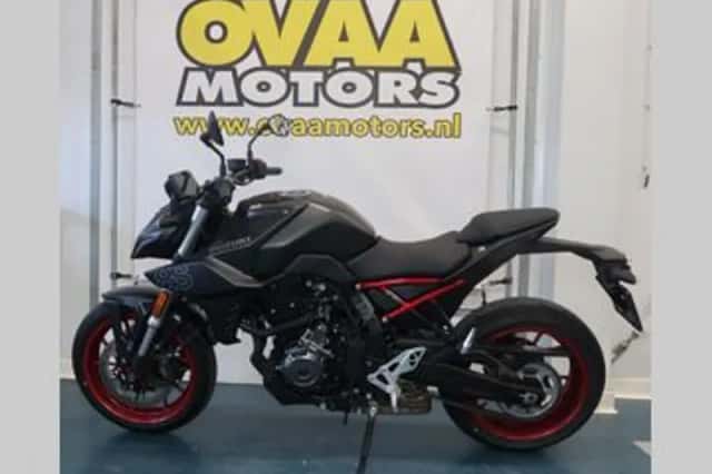 Suzuki GSX-8S (2025) thumbnail 2