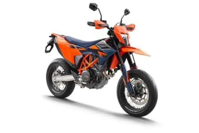 KTM 690 SMC (2026) thumbnail 1