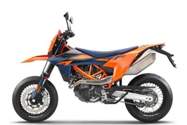KTM 690 SMC (2026) thumbnail 3