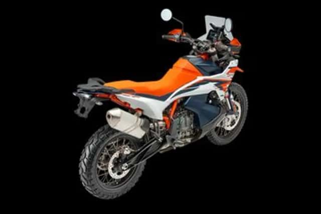 KTM 890 Adventure (2026) thumbnail 3