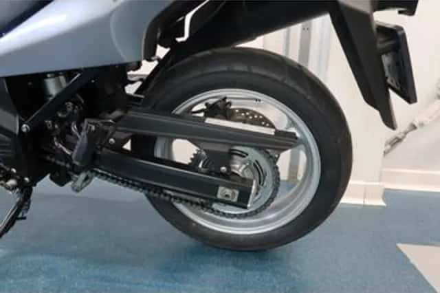 Suzuki V-Strom 650 (2009) thumbnail 3