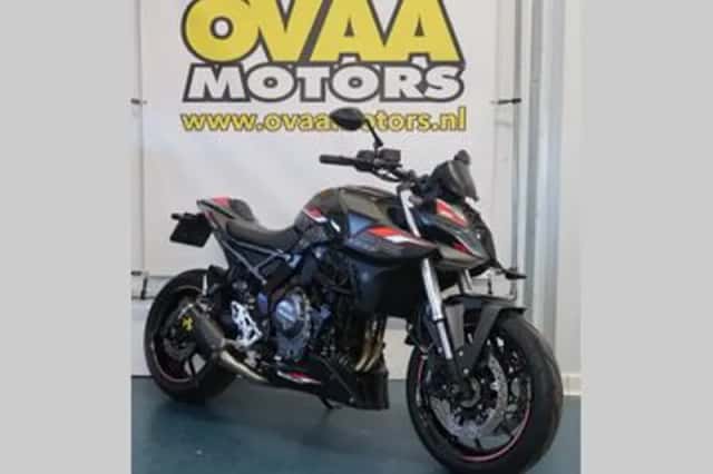 Suzuki GSX-8S (2024) thumbnail 1