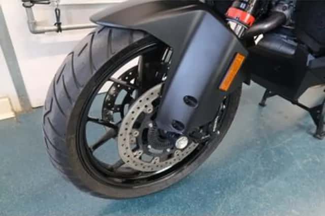 KTM 1290 Super Adventure (2021) thumbnail 3