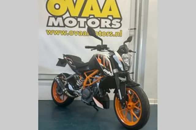 KTM 390 Duke (2013) thumbnail 1