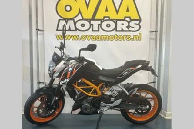 KTM 390 Duke (2013) thumbnail 2