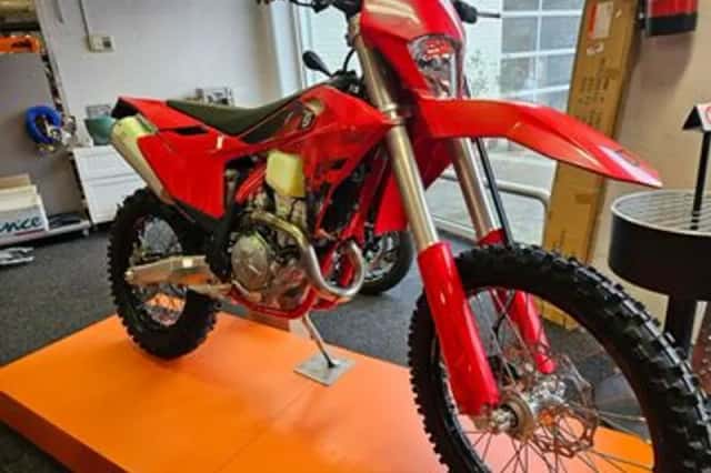 GASGAS EC 350 F (2026) thumbnail 1