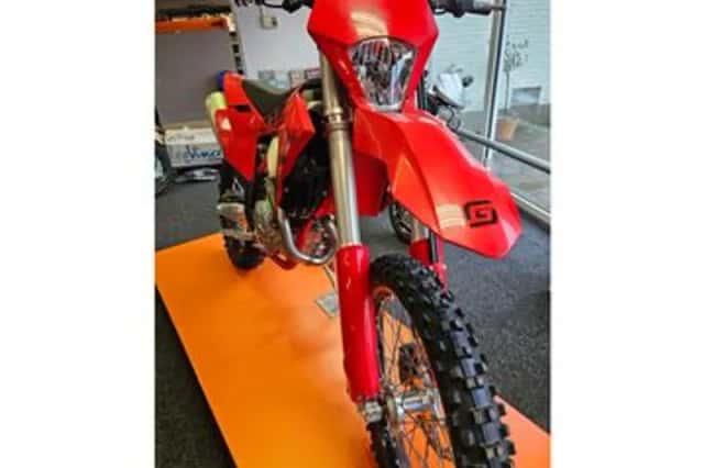 GASGAS EC 350 F (2026) thumbnail 3