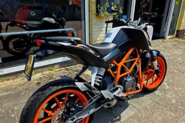 KTM 390 Duke (2014) thumbnail 3
