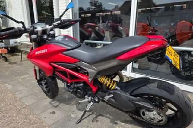Ducati Hypermotard 821 (2015) thumbnail 6