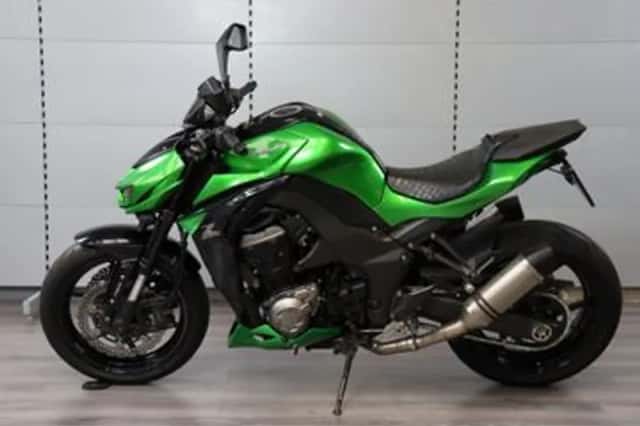 Kawasaki Z1000 (2015) thumbnail 4