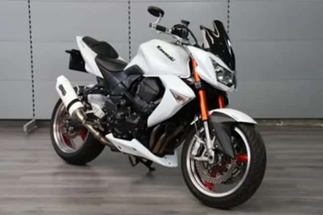 Kawasaki Z1000 (2008) thumbnail 1