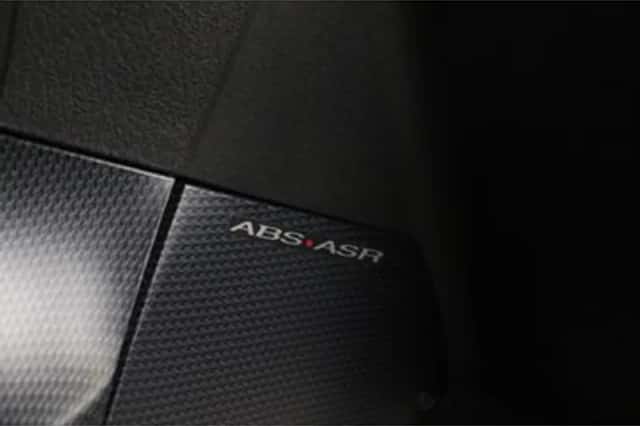 Piaggio MP3 500 (2018) thumbnail 3
