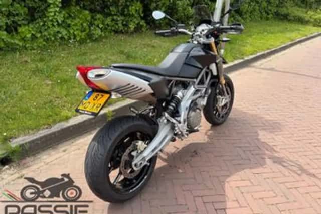 Aprilia Dorsoduro 750 (2008) thumbnail 3