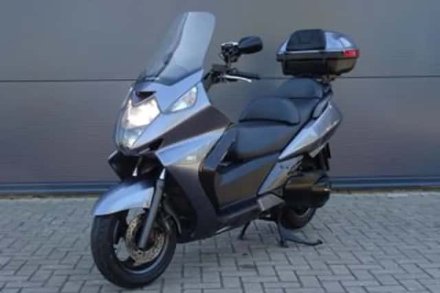 Honda FJS 400 Silver Wing (2006) thumbnail 5