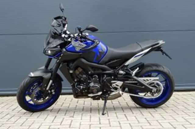 Yamaha MT-09 (2017) thumbnail 4
