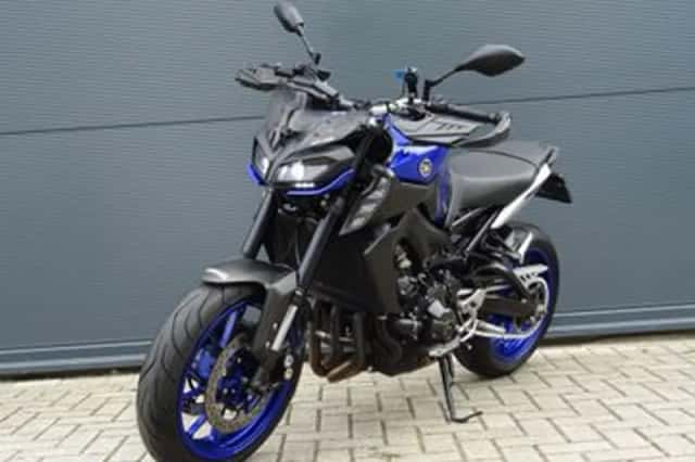Yamaha MT-09 (2017) thumbnail 5