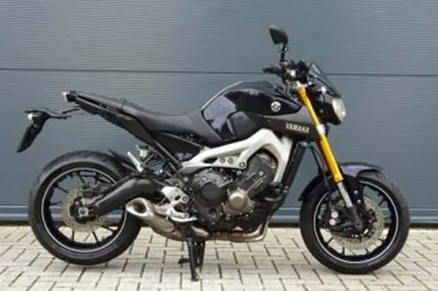 Yamaha MT-09 (2014) thumbnail 2