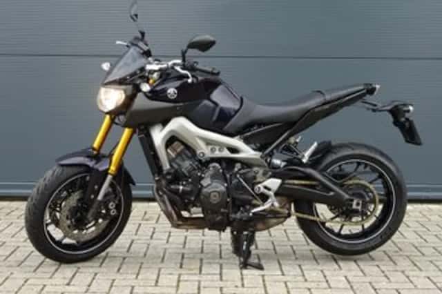 Yamaha MT-09 (2014) thumbnail 4