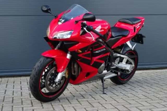 Honda CBR600RR (2003) thumbnail 5