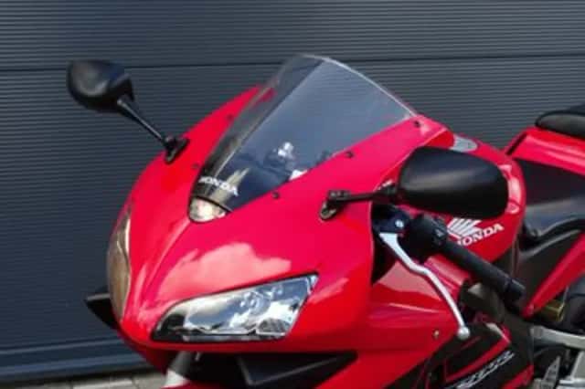 Honda CBR600RR (2003) thumbnail 6