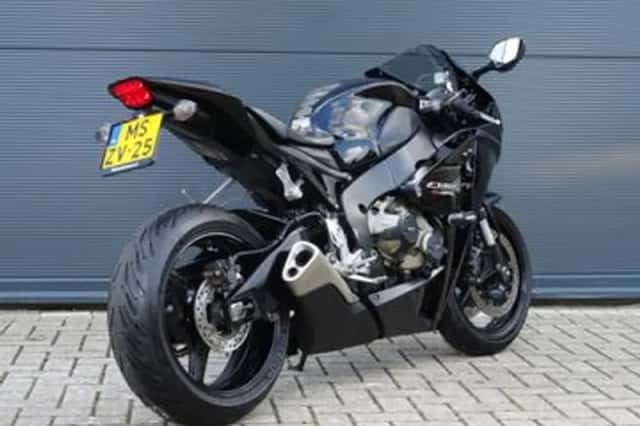 Honda CBR1000RR (2008) thumbnail 3