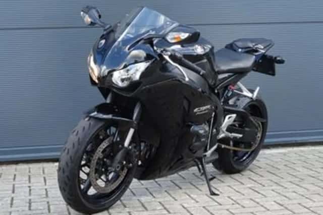Honda CBR1000RR (2008) thumbnail 5