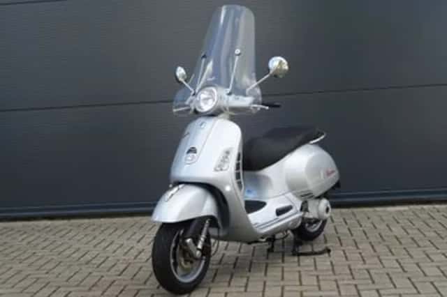 Vespa GTS 250 I.E (2007) thumbnail 5