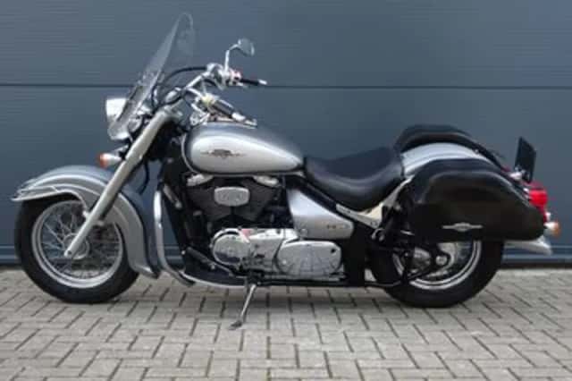 Suzuki Intruder C 800 (2006) thumbnail 4