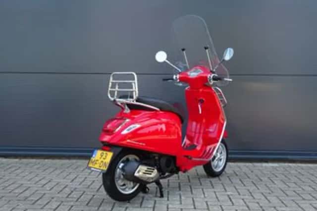 Vespa Primavera 125 (2014) thumbnail 3