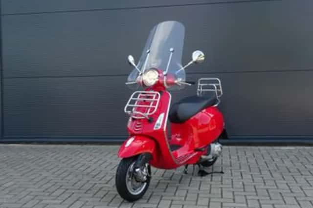 Vespa Primavera 125 (2014) thumbnail 5