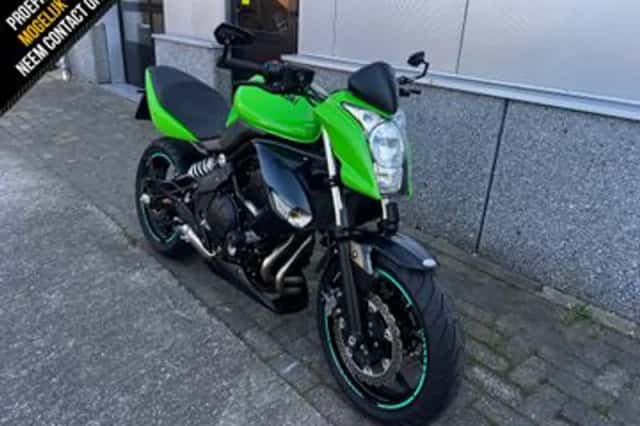 Kawasaki Er-6n (2010) thumbnail 3