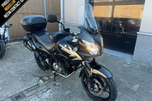 Suzuki V-Strom (2012) thumbnail 3