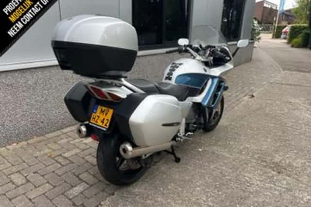 Yamaha FJR1300 (2005) thumbnail 2